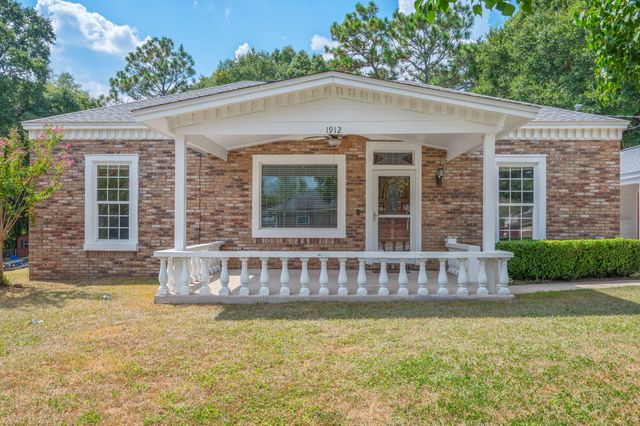 1912 N Pearl Street Street, Crestview, FL 32536