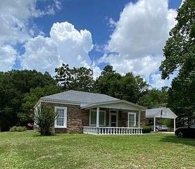 1912 N Pearl Street Street, Crestview, FL 32536