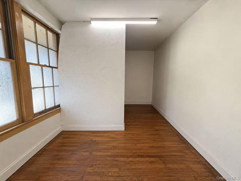 41-32 75th St Street #CF, Elmhurst, NY 11373 — photo 2