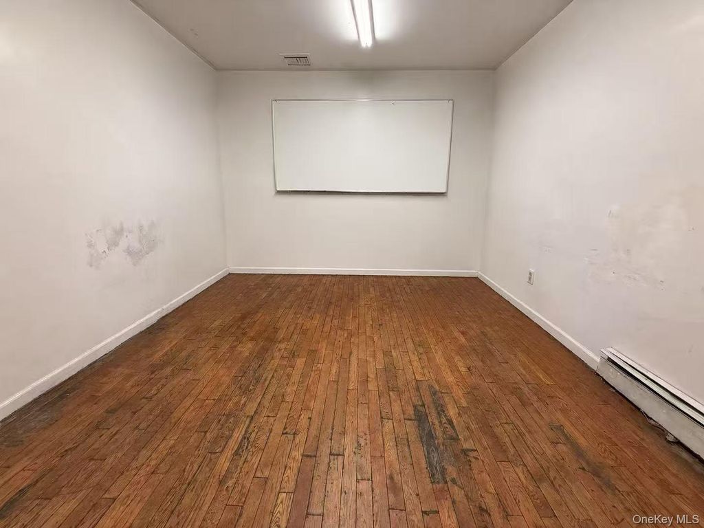 41-32 75th St Street #CF, Elmhurst, NY 11373 — photo 4