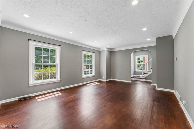 16809 Scottsdale Boulevard, Shaker Heights, OH 44120