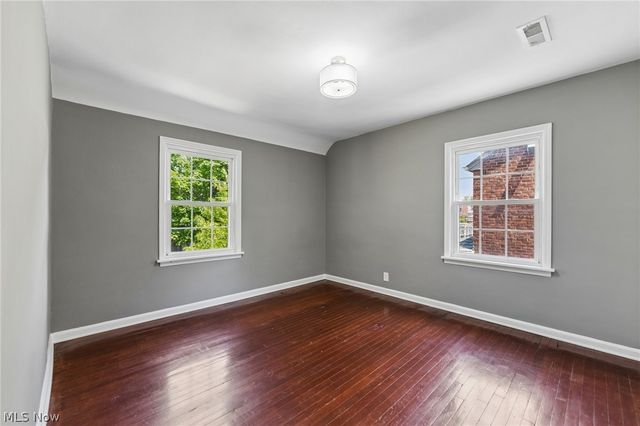 16809 Scottsdale Boulevard, Shaker Heights, OH 44120