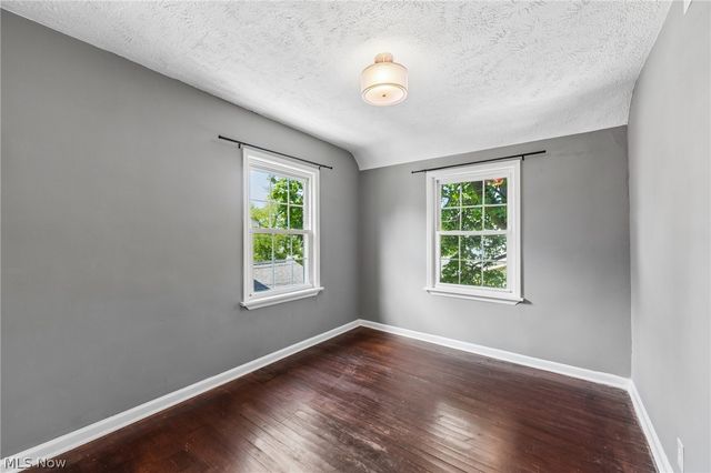 16809 Scottsdale Boulevard, Shaker Heights, OH 44120