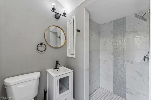 16809 Scottsdale Boulevard, Shaker Heights, OH 44120
