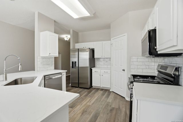 6103 Briscoe Leaf, San Antonio, TX 78253