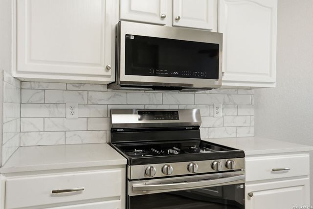 6103 Briscoe Leaf, San Antonio, TX 78253