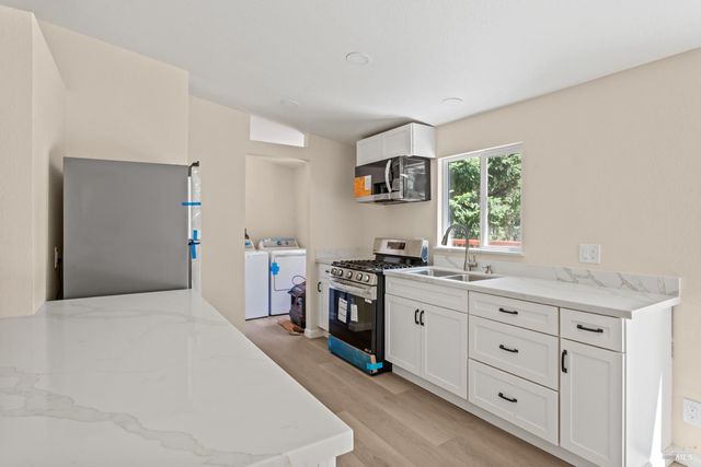 78611 Mina Rd, Covelo, CA 95428