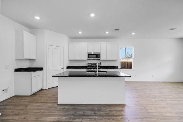 135 Daylight Crest Drive, Crosby, TX 77532