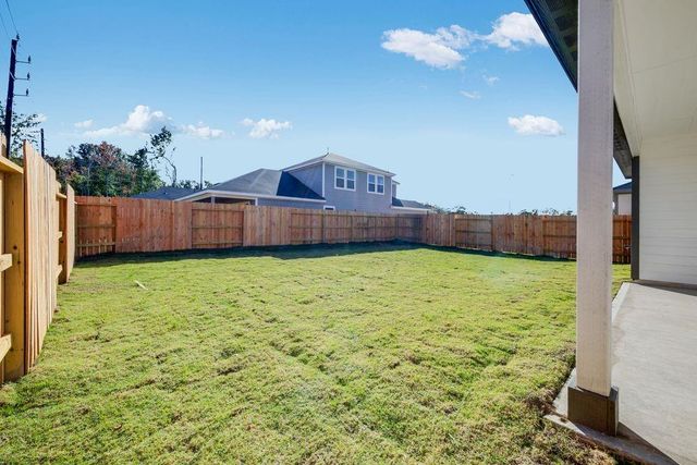 135 Daylight Crest Drive, Crosby, TX 77532