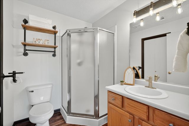 950 67th Street 120, West Des Moines, IA 50266