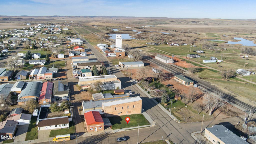 122 South Avenue E, Glen Ullin, ND 58631 photo 12