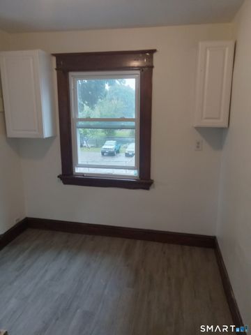 1412-1414 Dixwell Avenue D, Hamden, CT 06514