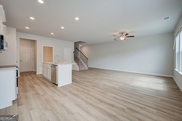 264 Sanctuary Drive, Mcdonough, GA 30253