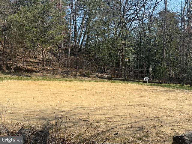 561 ARUNDEL DR, Severna Park, MD 21146