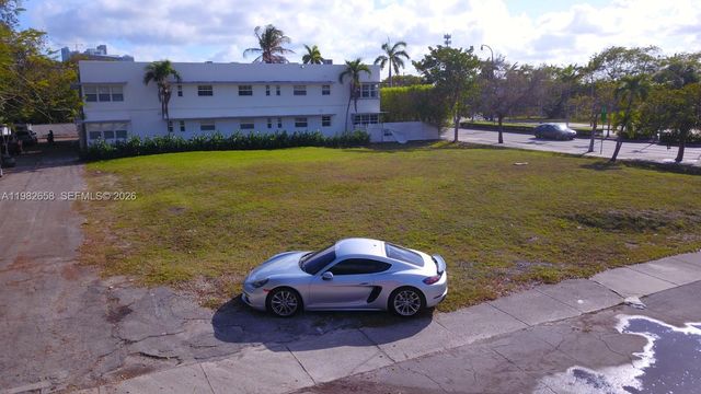 5215 Biscayne Blvd, Miami, FL 33137