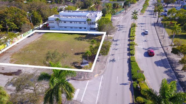 5215 Biscayne Blvd, Miami, FL 33137