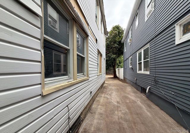 102-09 216th Street, Queens Village, NY 11429