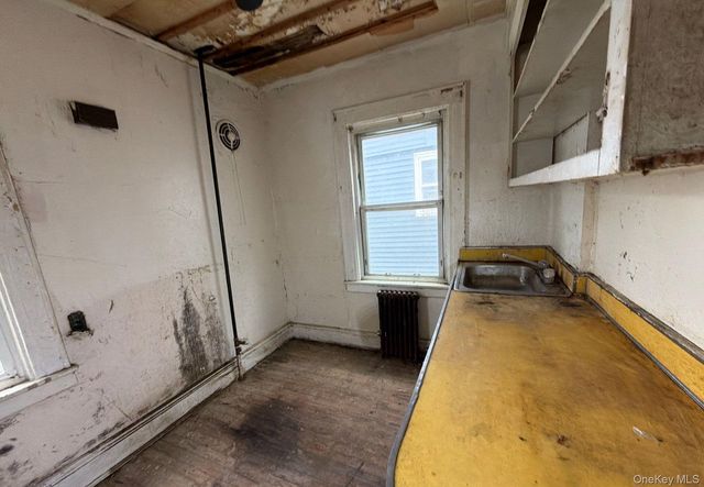 102-09 216th Street, Queens Village, NY 11429