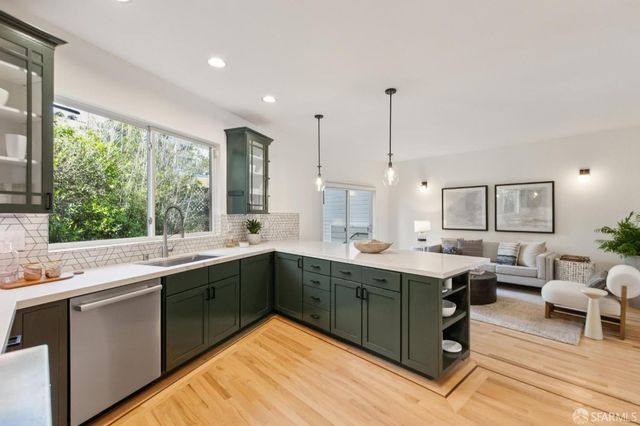 2473 Diamond Street, San Francisco, CA 94131