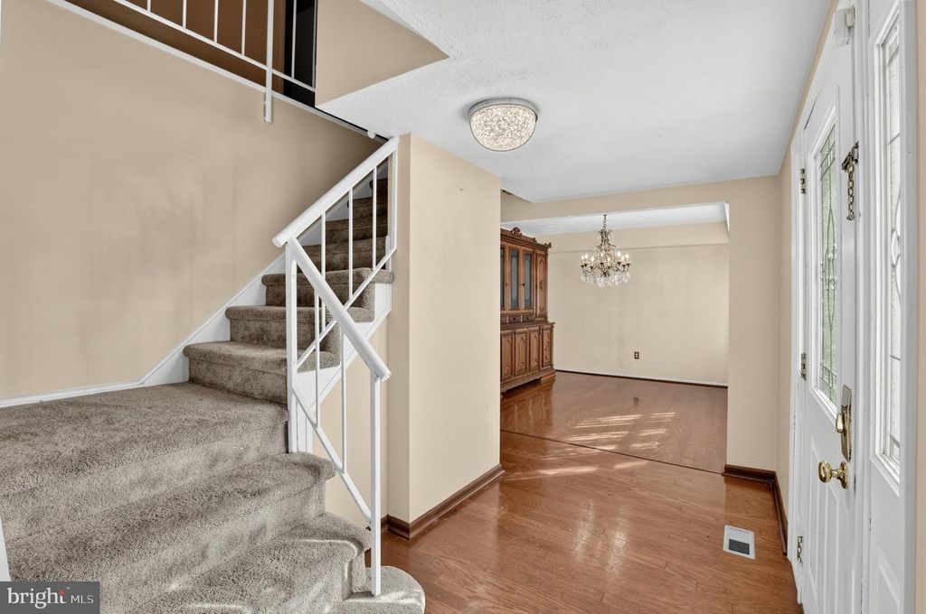 25 TRAYNOR LN, WILLINGBOROUGH, NJ 08046 — photo 4