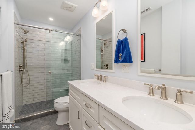 530 F STREET TER SE, Washington, DC 20003