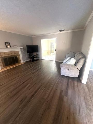 309 Windsor SE Walk, Conyers, GA 30094