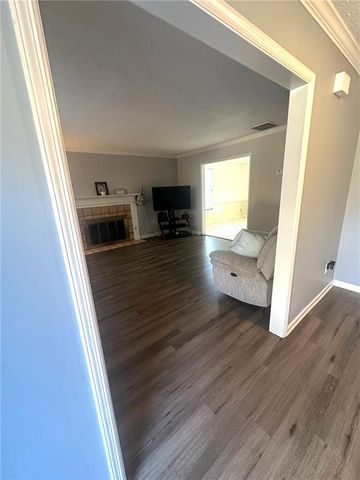 309 Windsor SE Walk, Conyers, GA 30094