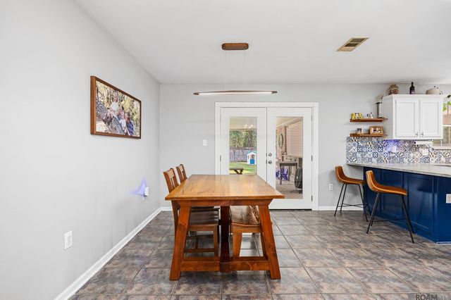 34824 Gravesbriar Dr, Denham Springs, LA 70706