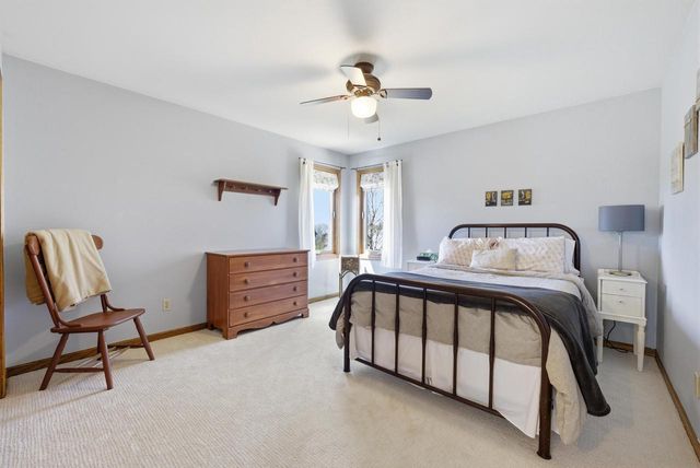 W136N6719 Claas ROAD, Menomonee Falls, WI 53051