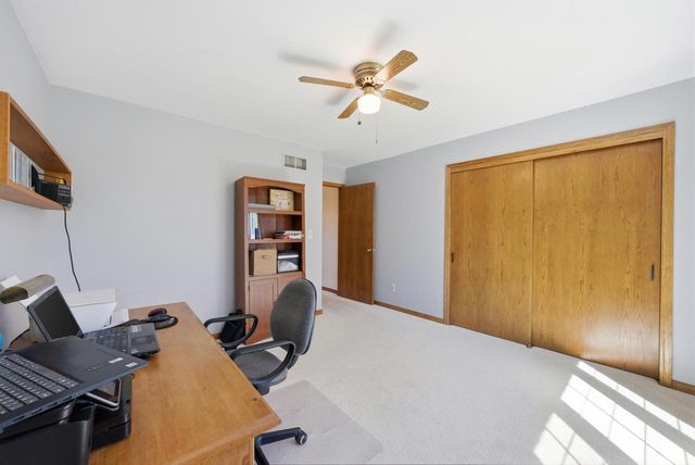 W136N6719 Claas ROAD, Menomonee Falls, WI 53051