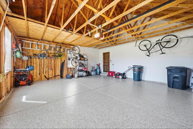 W136N6719 Claas ROAD, Menomonee Falls, WI 53051