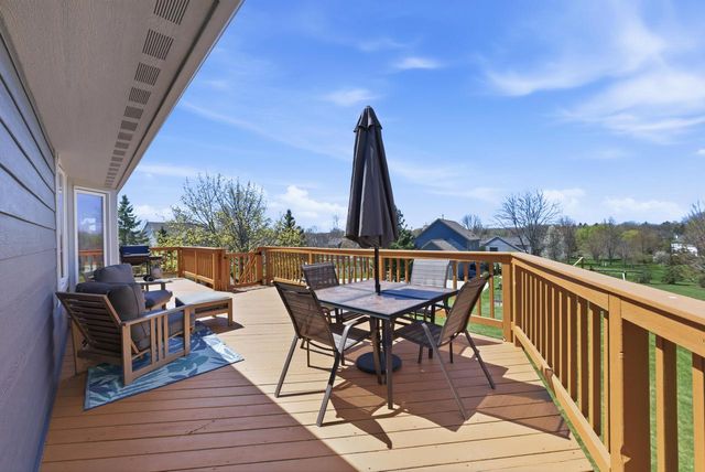 W136N6719 Claas ROAD, Menomonee Falls, WI 53051