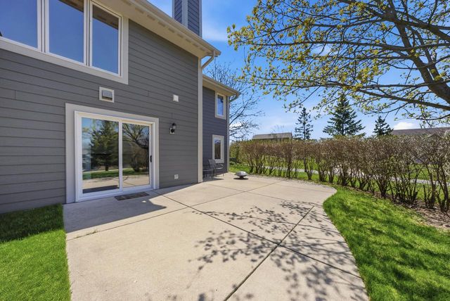 W136N6719 Claas ROAD, Menomonee Falls, WI 53051