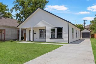 1615 E Hattie Street, Fort Worth, TX 76104