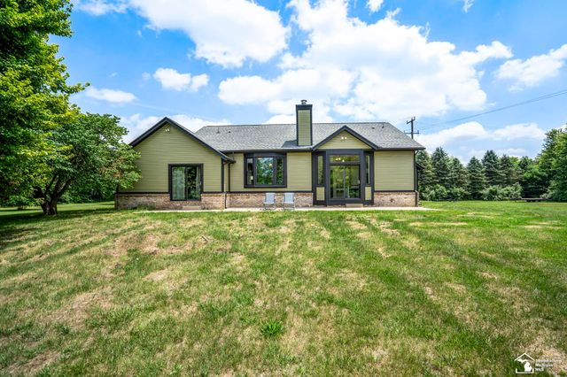 3570 Summerfield Road, Petersburg, MI 49270