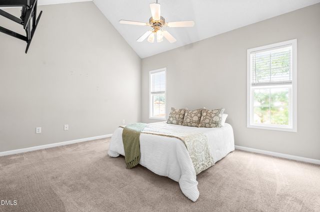 1429 E Stone Arch Drive, Fuquay Varina, NC 27526