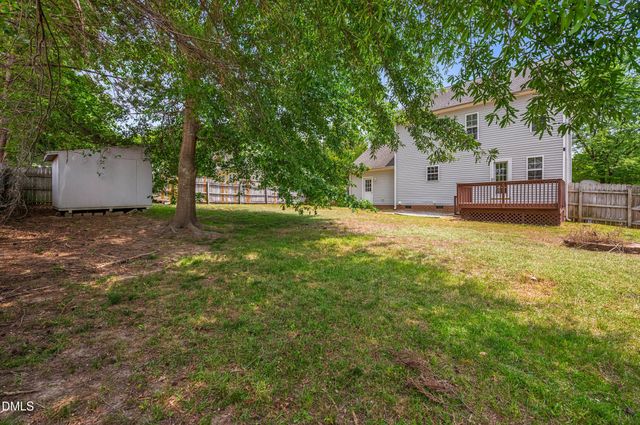 1429 E Stone Arch Drive, Fuquay Varina, NC 27526