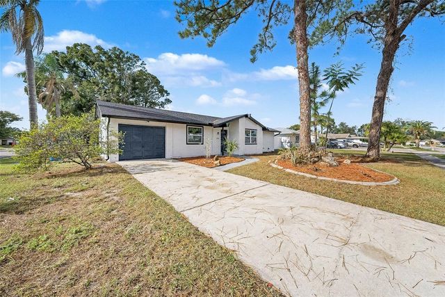 6802 CHIPPENDALE COURT, Tampa, FL 33634