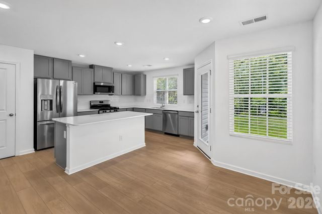 428 Sand Dunes Drive 87, Kannapolis, NC 28081