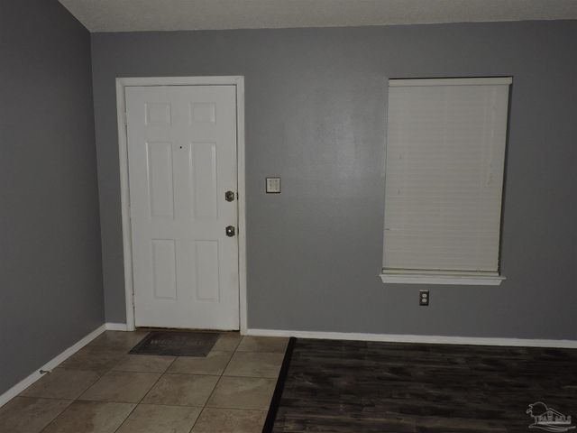 4732 Northpointe Ct, Pensacola, FL 32514