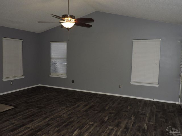 4732 Northpointe Ct, Pensacola, FL 32514