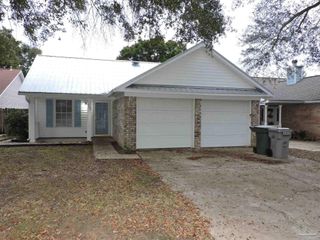 4732 Northpointe Ct, Pensacola, FL 32514
