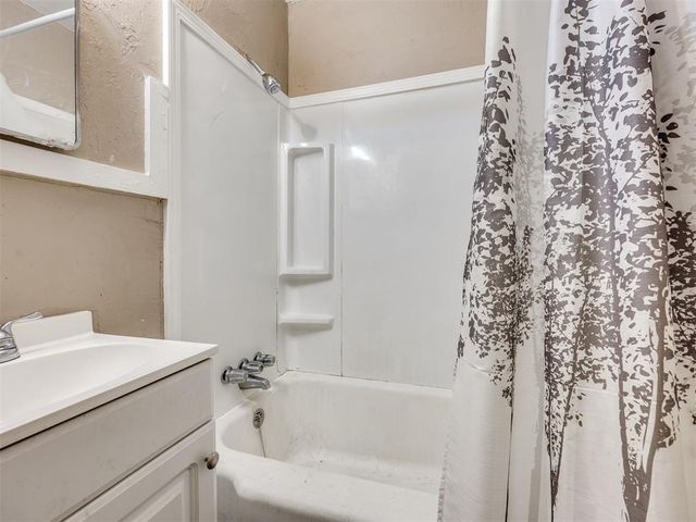 2709 SW 42nd Street, Oklahoma City, OK 73119