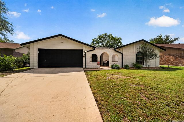 8720 Thatch, San Antonio, TX 78240