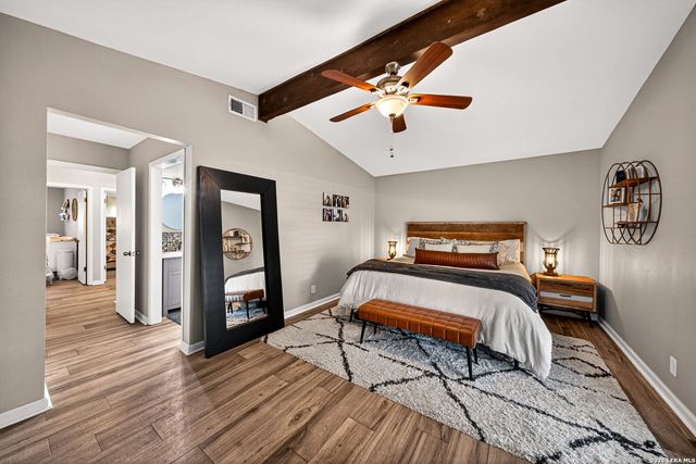 8720 Thatch, San Antonio, TX 78240