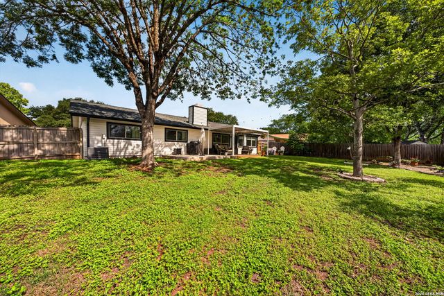 8720 Thatch, San Antonio, TX 78240