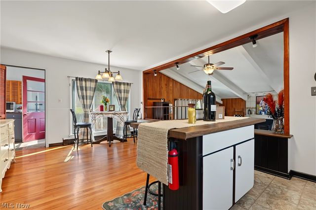 819 Sunset View Boulevard, Tallmadge, OH 44278