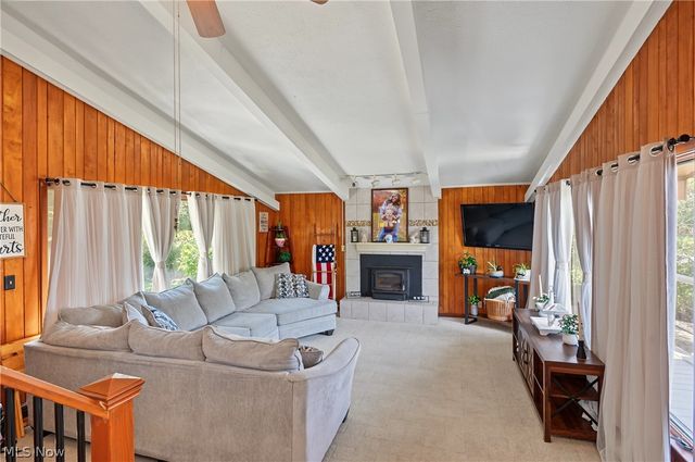 819 Sunset View Boulevard, Tallmadge, OH 44278
