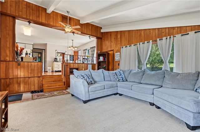 819 Sunset View Boulevard, Tallmadge, OH 44278