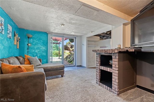 819 Sunset View Boulevard, Tallmadge, OH 44278